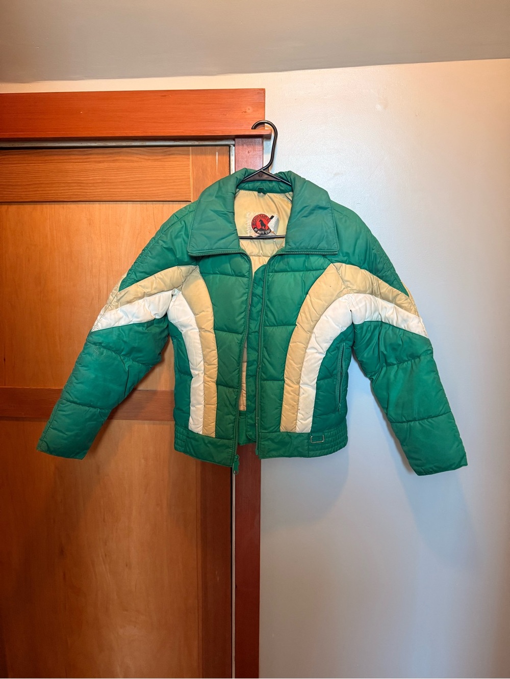 Authentic 70s/80s Mountain Goat by White Stag Ski Jacket Puffer Coat